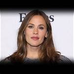 10 Logical Suitors for Jennifer Garner