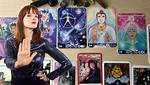 6 Times You Should Not Read the Tarot -