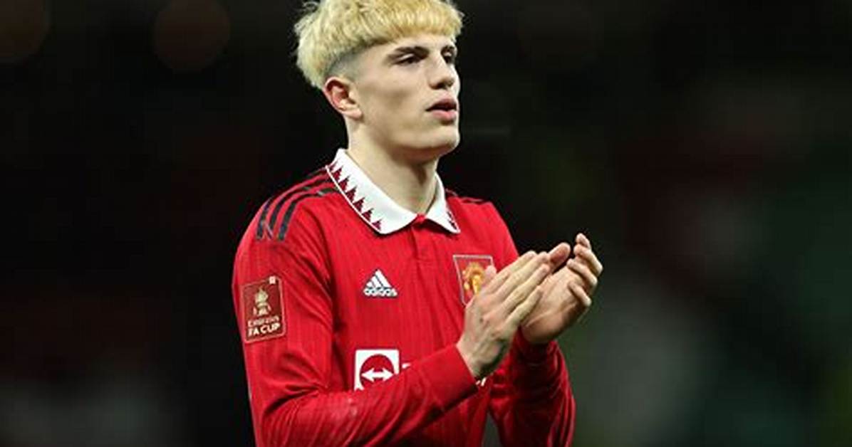 Alejandro Garnacho Makes Manchester United Debut