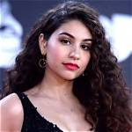 Alessia Cara Age, Net Worth, Boyfriend, Family and Biography (Updated 2023)