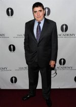 Alfred Molina Height