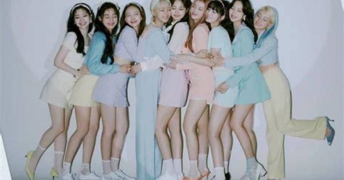 All 9 Members of Twice Renew Contracts with Jyp Entertainment