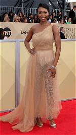 Amanda Warren Height