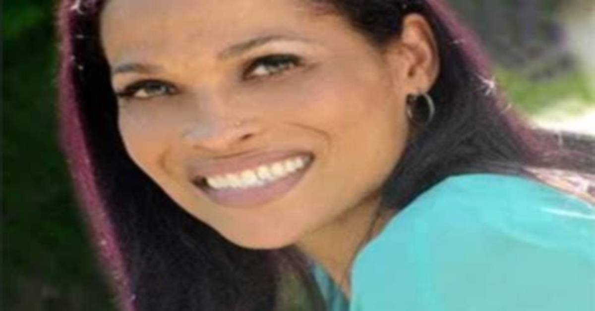 An Author Rasheda Ali's Conjugal Relationship with Her Spouse Bob Walsh and Their Kids.