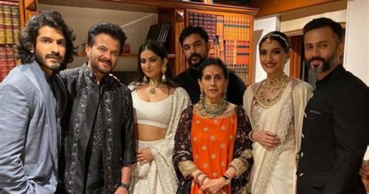 Anil Kapoor Shares Family Picture After Daughter Rhea Weds Karan Boolani, Calls It 'Biggest Blockbuster Ever' – India Tv