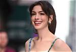 Anne Hathaway Height, Net Worth, Husband, Age & More