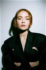 Ap Breakthrough Entertainer: Sadie Sink Smiles Through Drama