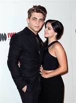 Ariel Winter Love Life: Boyfriend, Dating History