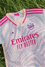Arsenal Women Release New £85 Stella Mccartney Pre-Match Kit and Will Debut It Against Tottenham This Weekend