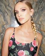 Ashlee Simpson – Biography, Facts & Life Story