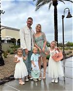 Bachelor Alum Lauren Luyendyk and the Kids Catch up with Grandpa