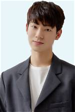 Bae Hyun Sung Height, Weight, Size, Body Measurements, Biography, Wiki, Age