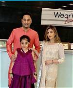 Bharat Sahni Age, Girlfriend, Wife, Family, Children, Biography & More » Starsunfolded