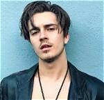 Billy Unger Height