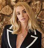 Brianne Howey Age, Net Worth, Boyfriend, Family & Biography