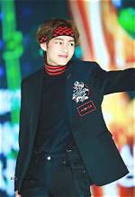 Bts' v Best Fashion and Red Carpet Moments: Photos, Outfits