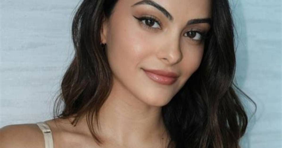 Camila Mendes