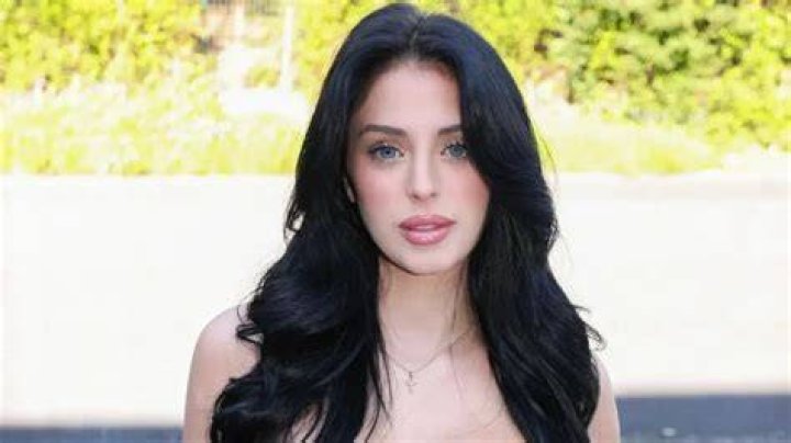 Camilla Araujo: Age, Family & More - What You Need to Know!