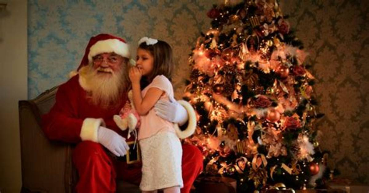 Can Lying About Santa Do Psychological Damage to Kids?