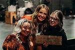 Carly Pearce Meets Two Fans That She “Saved” with Her Music – Celeb Secrets Country
