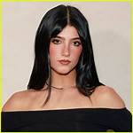 Charli D’amelio Becomes Ai-Generated Character for Meta, Hypes up Popular Indie Makeup Brand in Beauty Video | Blend Bunny Cosmetics, Charli D'amelio, Instagram, Makeup, Meta | Just Jared: Celebrity News and Gossip