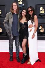Chris Cornell Wife, Kids, Wiki, Cause of Death, Family, Height, Parents