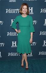 Dana Delany Height