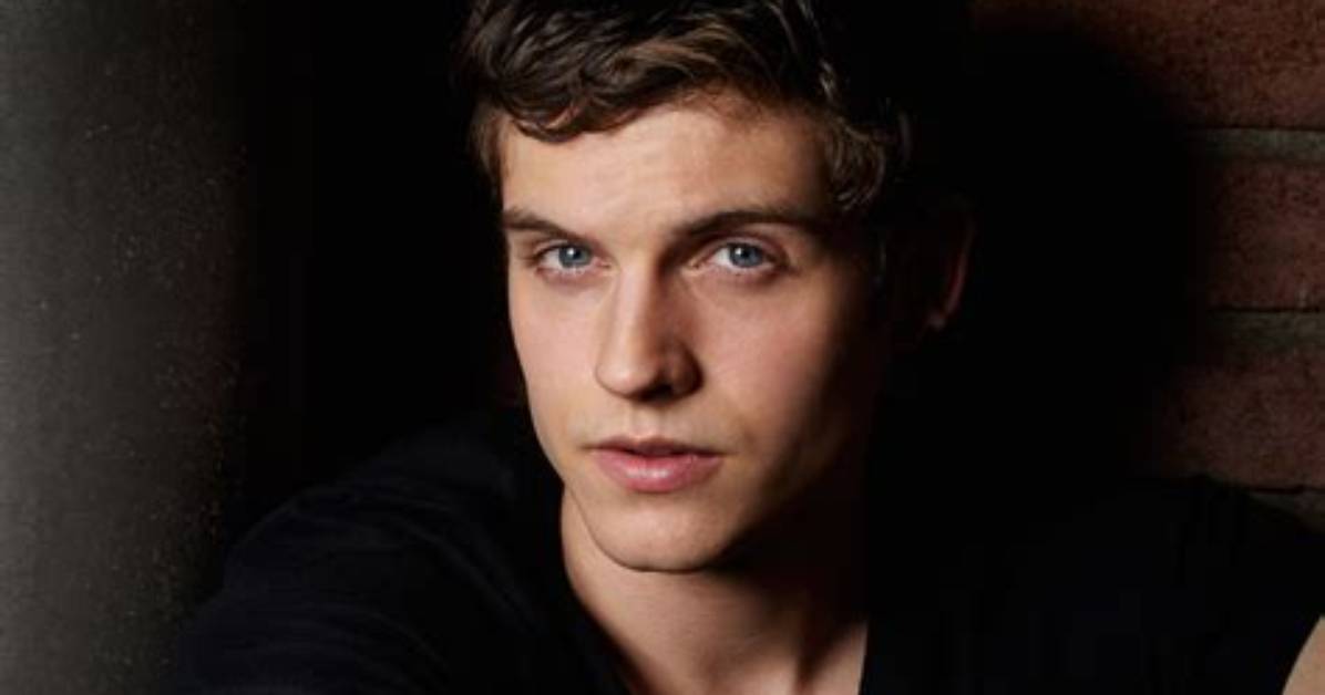 Daniel Sharman