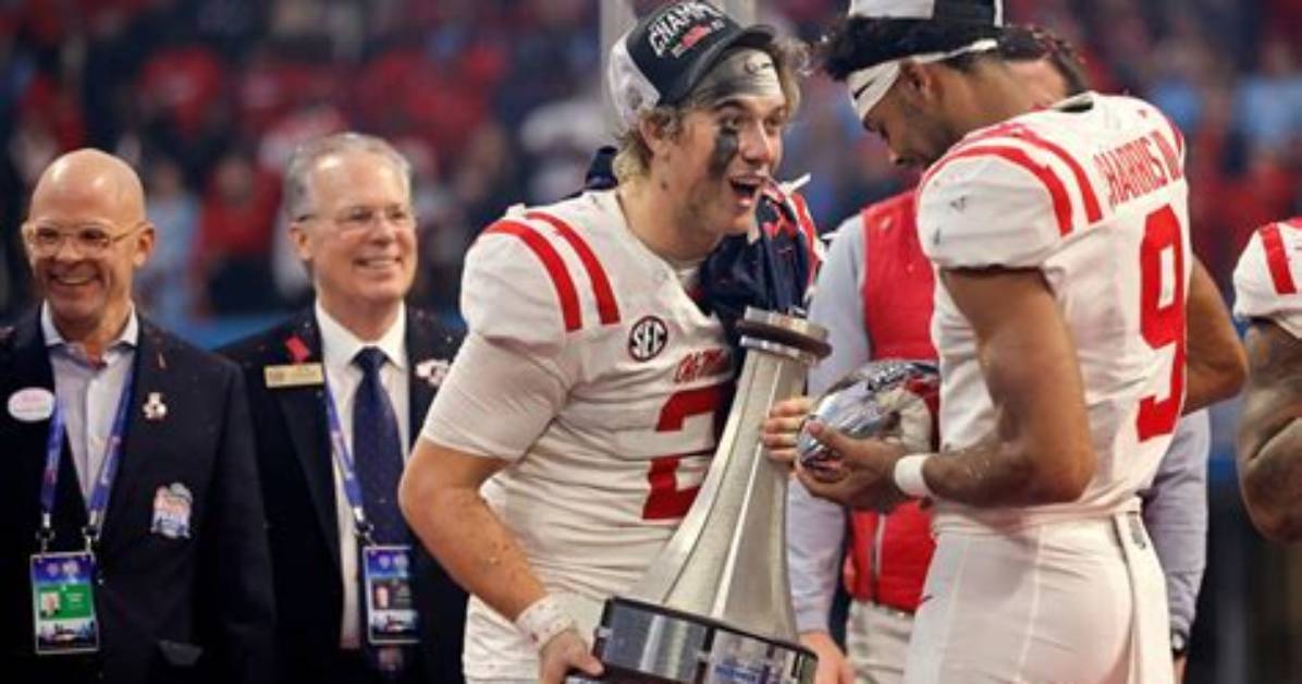 Dart Leads No. 11 Ole Miss to 38-25 Peach Bowl Rout of No. 10 Penn State's Proud Defense