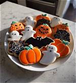 Decorating 20 Different Halloween Cookies with Royal Icing