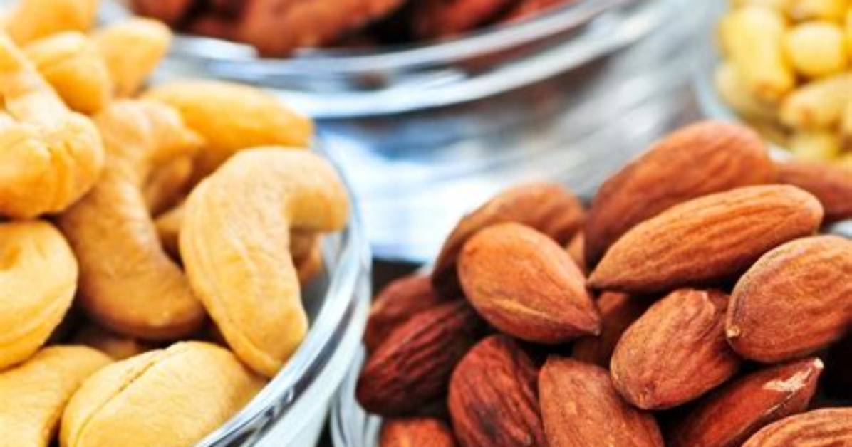 Do Nuts Raise Blood Sugar? 6 Best Nuts for Your Blood Health