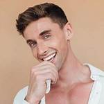 Does Stephen Tracey Have a Girlfriend? Personal & Professional Life