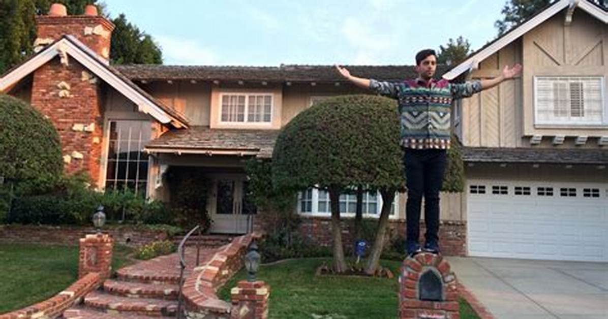 'Drake & Josh' House for Sale at $1.85 Million 'Drake & Josh' Show House Hits the Market Exclusive Details 12/15/2017 2:13 Pm Pt