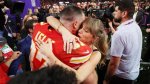 El Romántico Beso De Taylor Swift Y Travis Kelce Tras Su Último Concierto Que Ha Enloquecido a Sus Fans