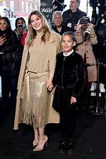 Ellen Pompeo Reveals Why She & Daughter Stella Don’t Watch ‘Grey’s Anatomy’ Together Anymore | Ellen Pompeo, Greys Anatomy, Stella Ivery, Television | Just Jared: Celebrity News and Gossip