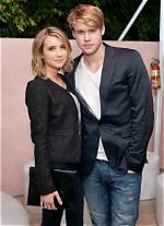 Emma Roberts Dating History: Evan Peters, Garrett Hedlund, More