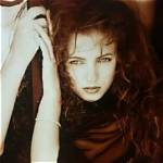 Erin Everly Biography - Facts, Childhood, Family Life & Achievements