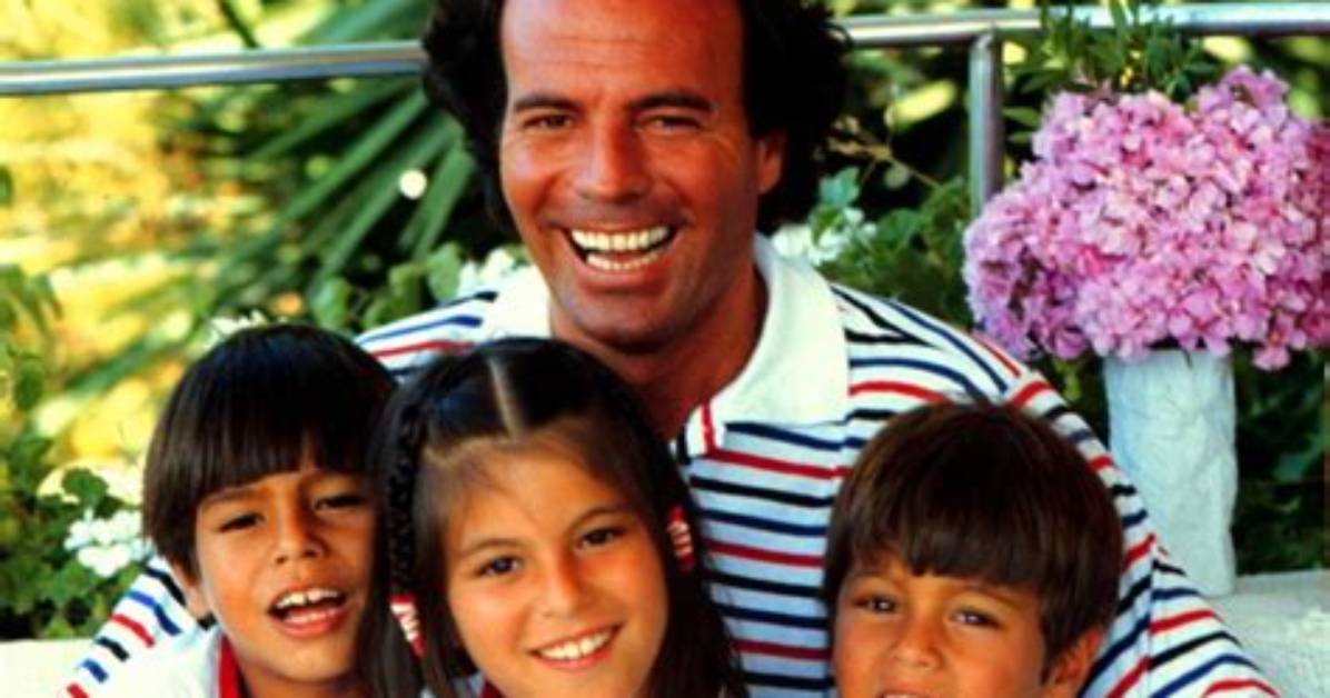 Fils De Julio Iglesias
