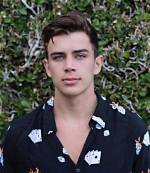 Hayes Grier Age, Net Worth, Girlfriend, Family & Biography