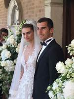 Henrikh Mkhitaryan Wiki 2023 - Girlfriend, Salary, Tattoo, Cars & Houses and Net Worth