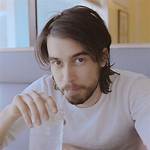 Hire Alex G (Sandy) for a Corporate Event or Performance Booking.