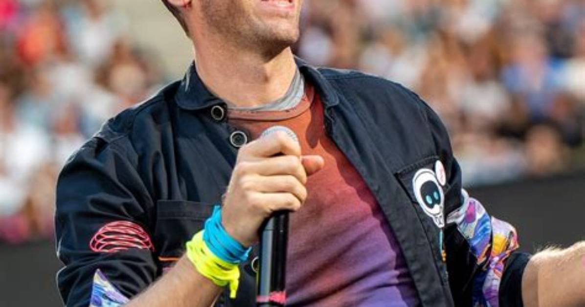 Hire Chris Martin for a Corporate Event or Performance Booking.