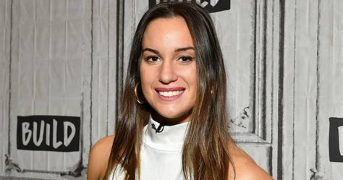 Hire Hannah Berner for a Corporate Event or Performance Booking.