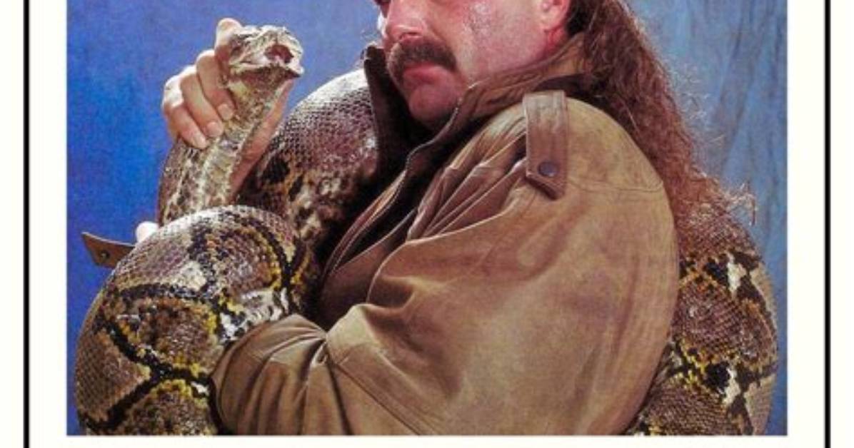 Hire Jake Kosich (Jake the Snake) for a Corporate Event or Performance Booking.