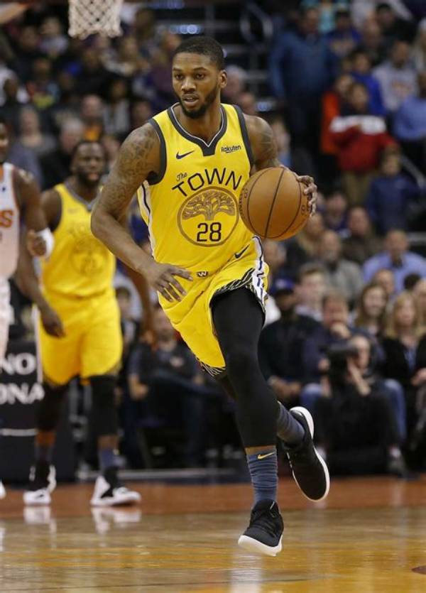 How Did the Warriors Get Alfonzo Mckinnie