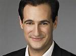 How Old Is Carl Azuz? Age, Bio, Height, Networth, Wife, Kids