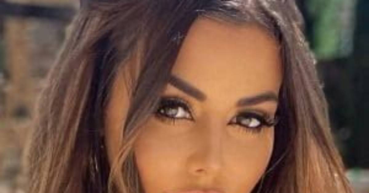 Instagram Hot Model, Julianne Kissinger's Daughter Reached Her Preadolescence Period; Who Is the Father of the Child?