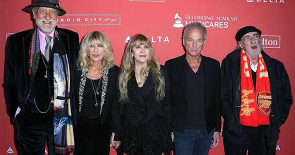 Is Mick the Poorest Member of Fleetwood Mac? See His 2021 Net Worth