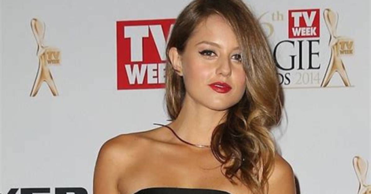 Isabelle Cornish Diet Plan and Workout Routine