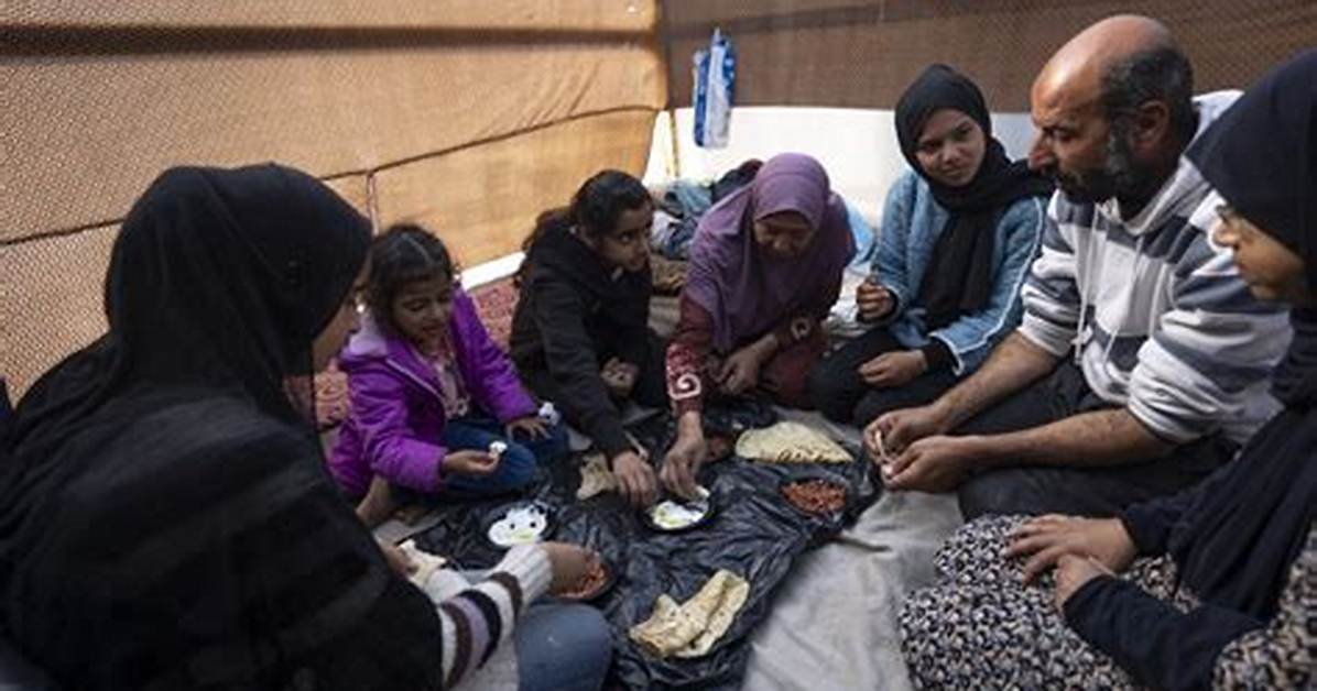 Israel-Hamas War: Gaza Families Search Desperately for Food and Water